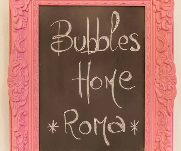 Bubbles A Piazza Trilussa In Trastevere *